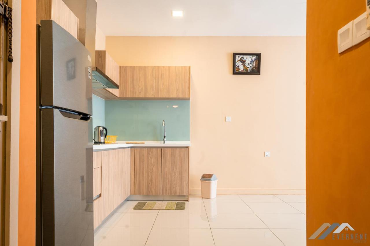 Marina Times Square Homestay By Evernent Miri Exterior foto