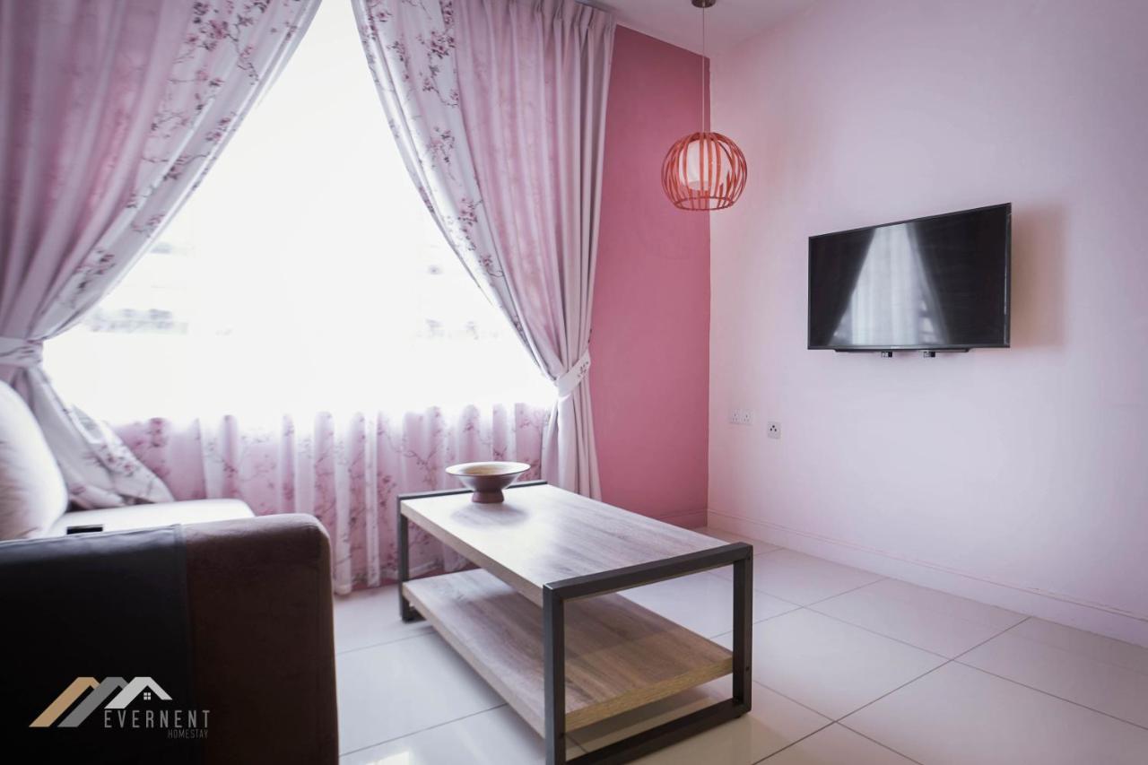 Marina Times Square Homestay By Evernent Miri Exterior foto